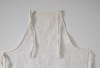 100% LINEN APRONS